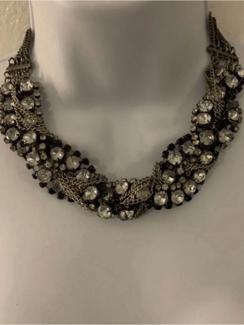 Vintage style crystal rhinestone necklace With Stud Earrings
